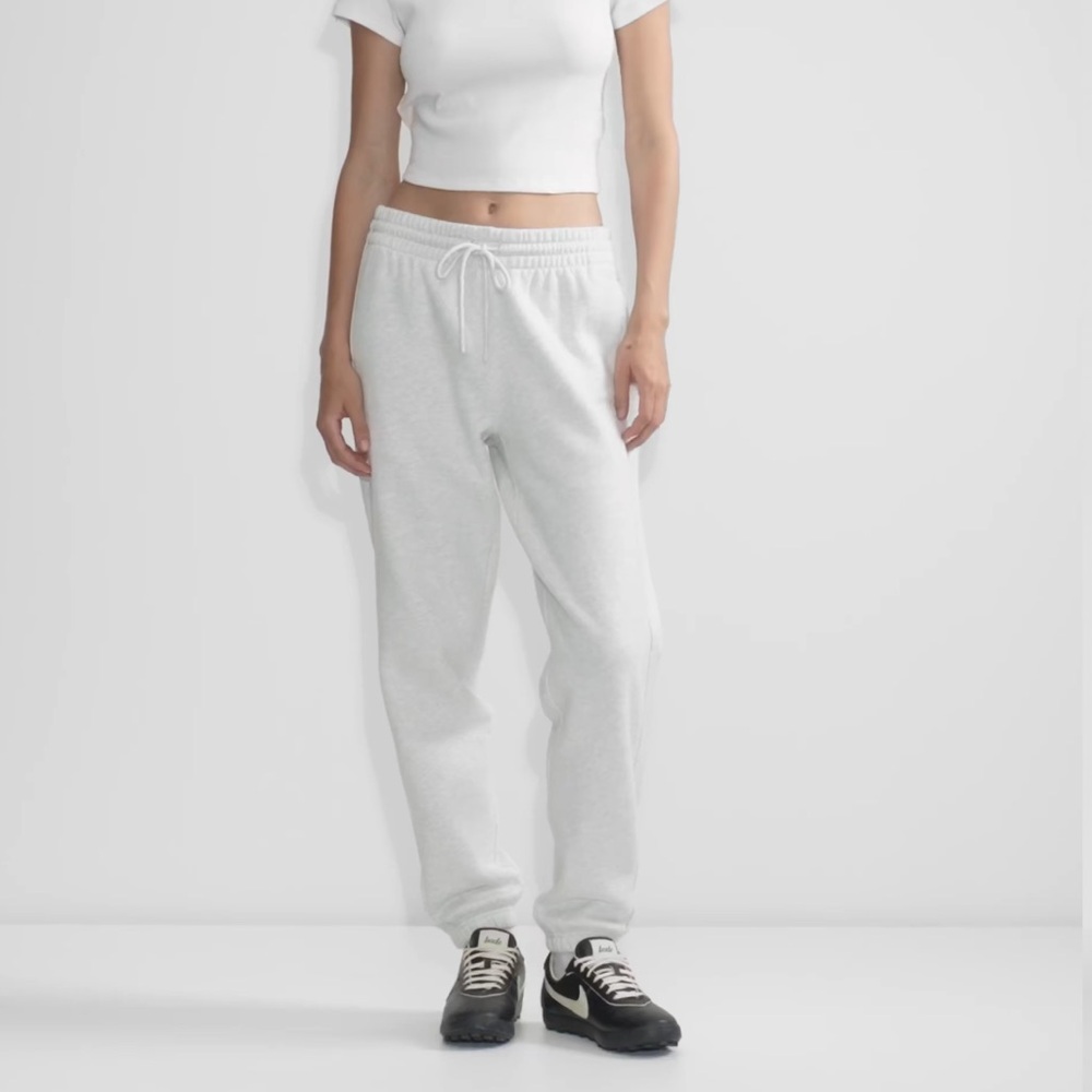 Aritzia TNA Cozy AF Boyfriend Swetapants